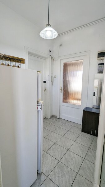 Apartament 2 camere-Centrala Proprie-Metrou Stefan cel Mare-AC